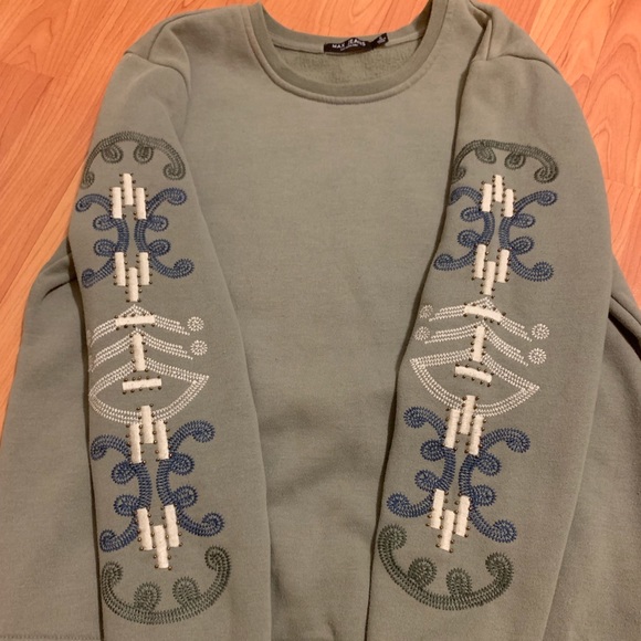 Max Jeans Olive sweater - Picture 2 of 5